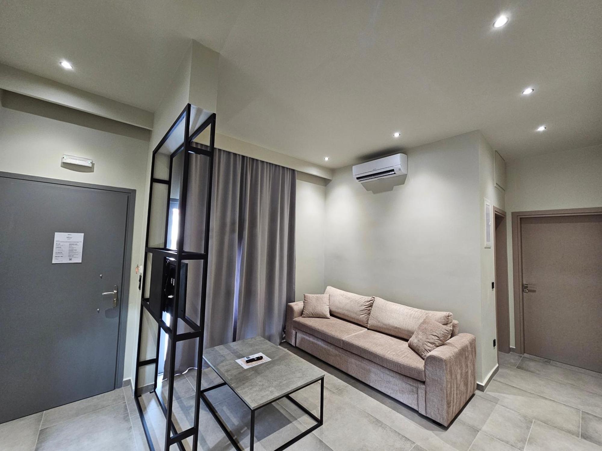Rea'S Luxury Apartments Stoúpa Exterior foto